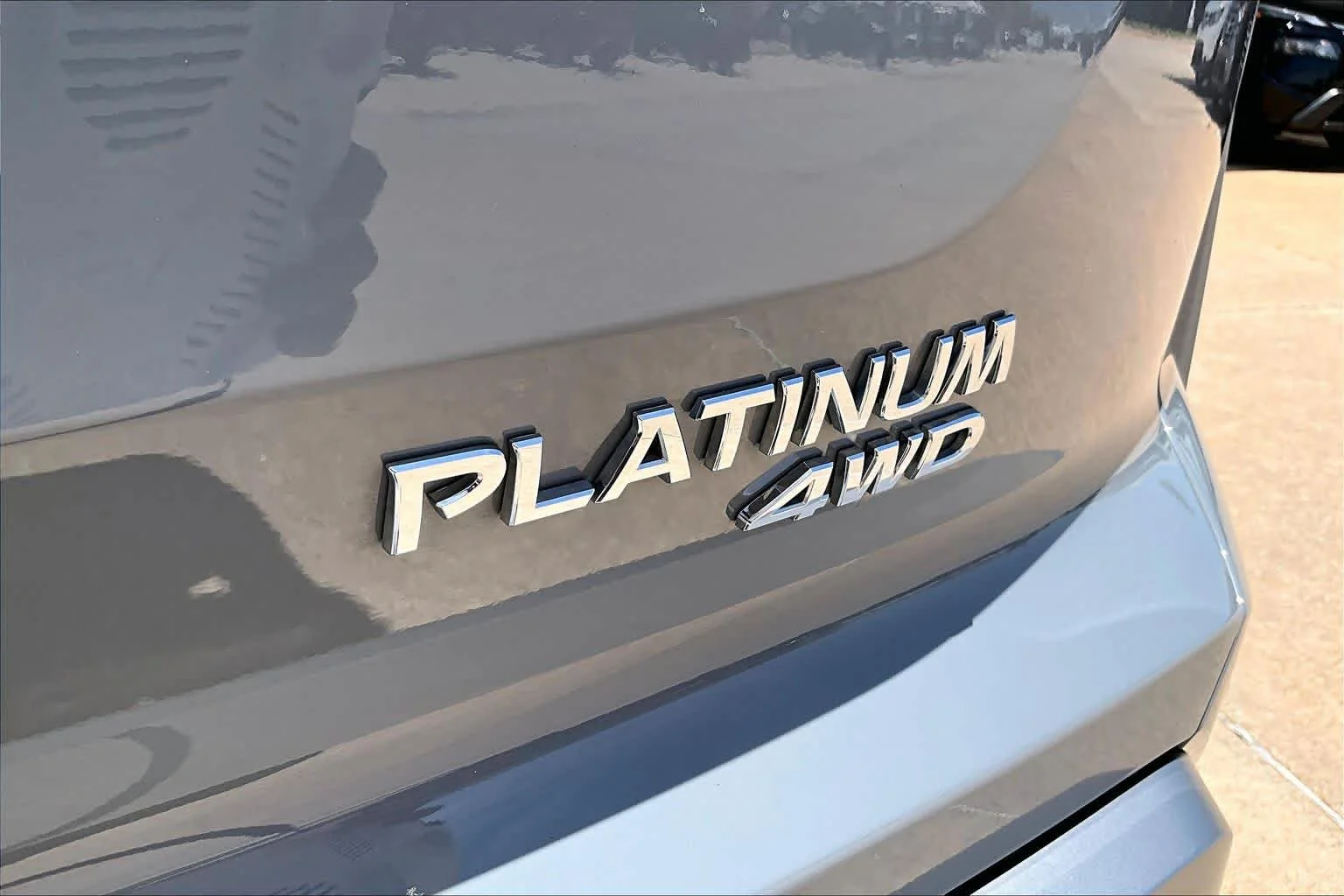Used 2025 Boulder Gray Pearl Nissan Platinum image 10
