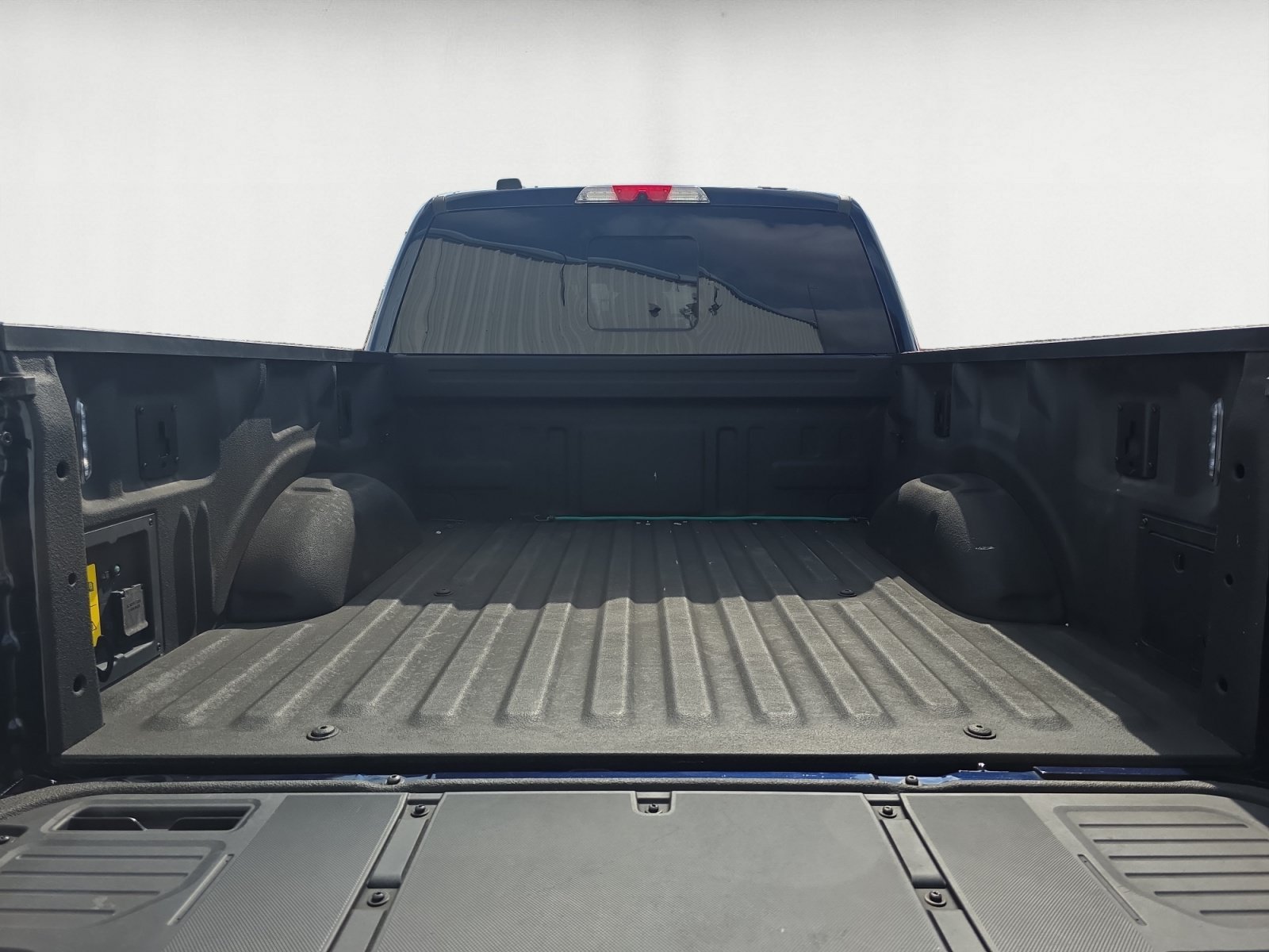 Used 2024 Blue Ford Lariat image 19