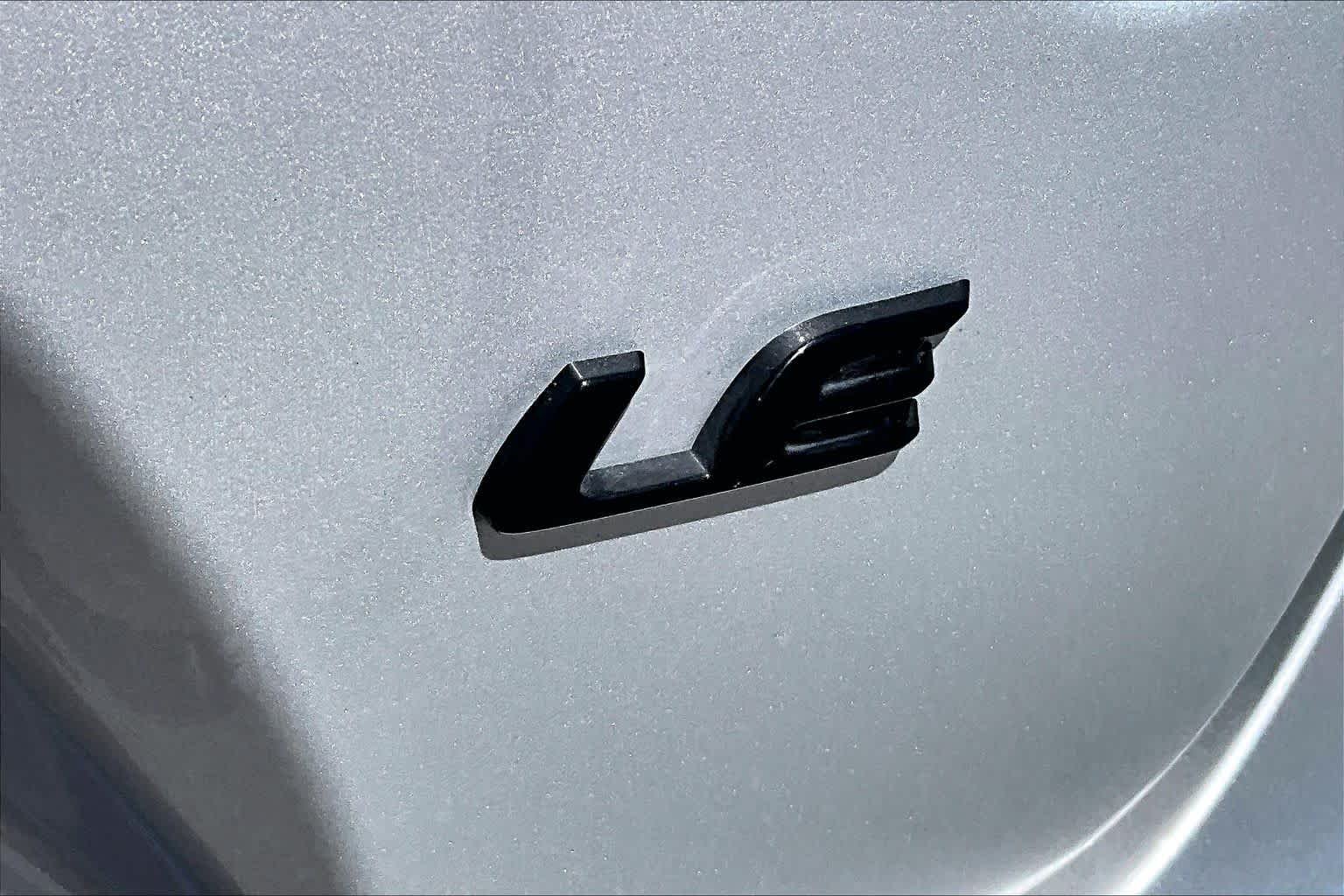Used 2025 Classic Silver Metallic Toyota LE image 9