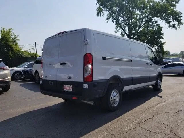 New 2025 White Ford Base image 7
