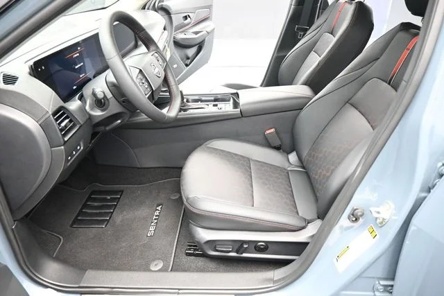2026 Nissan Sentra SR - Photo 29