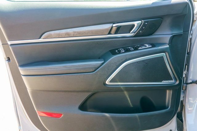 Used 2025  Kia SX-Prestige X-Line image 20