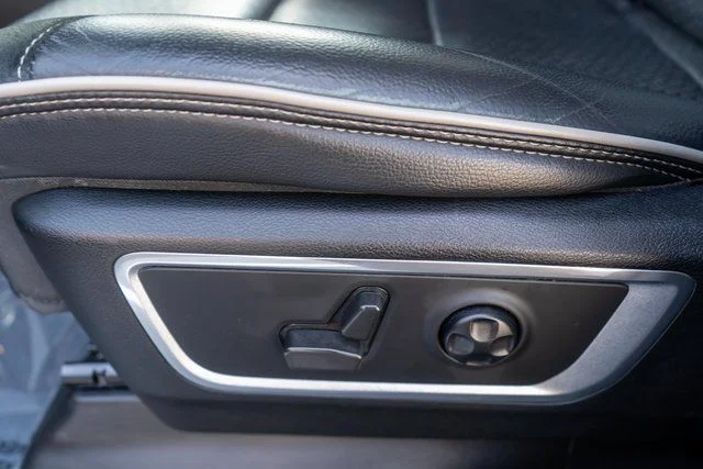 Used 2021 Silver Ram Laramie image 20