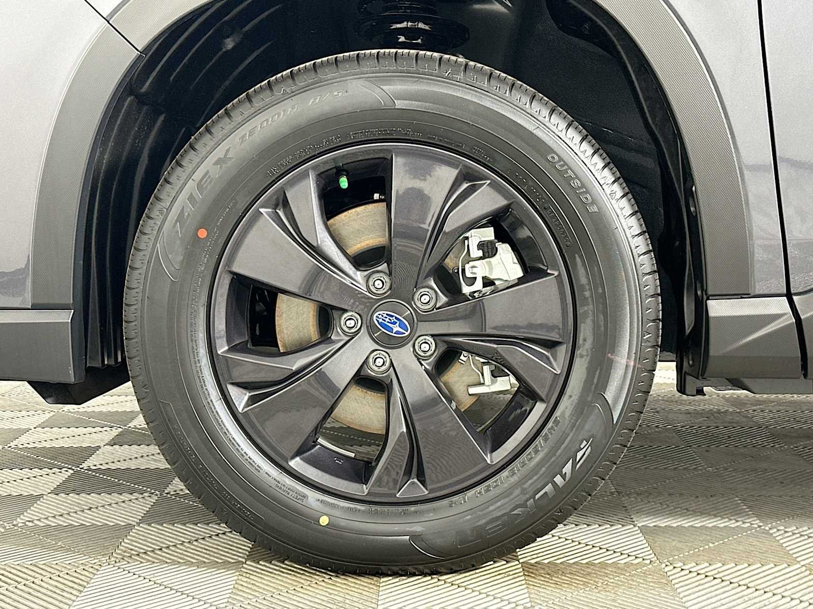 New 2026 MAGNETITE GRAY METALLIC Subaru Premium 7-Passenger image 29