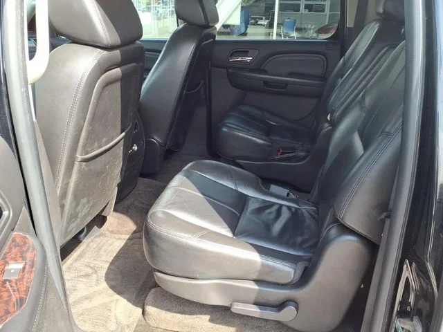 Used 2008 Black GMC Denali image 21