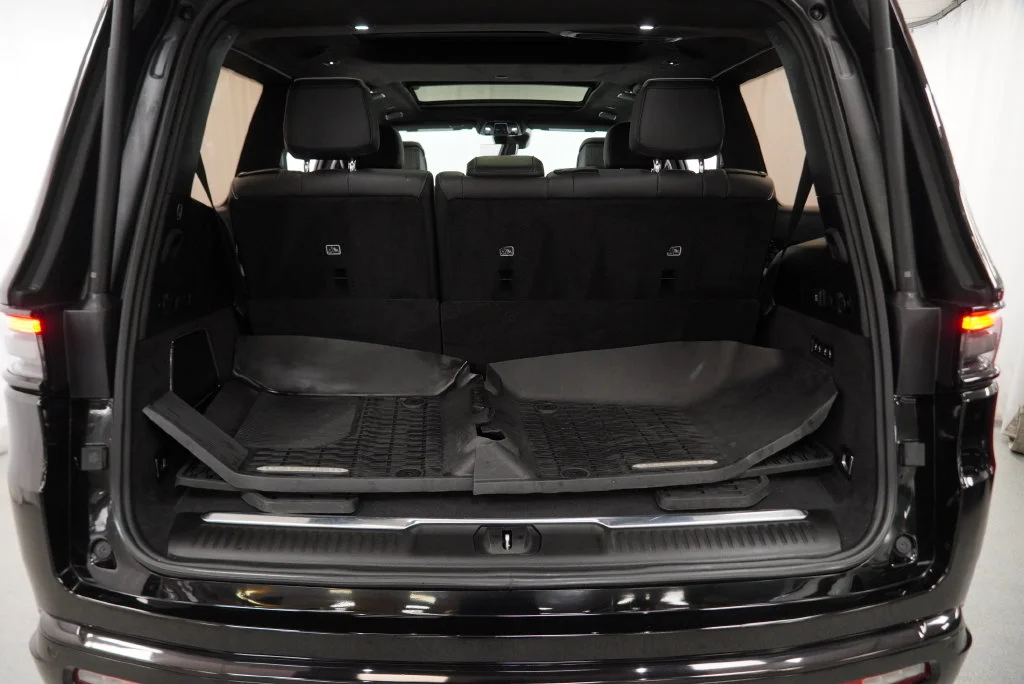 Used 2023 Black Jeep Series II image 38