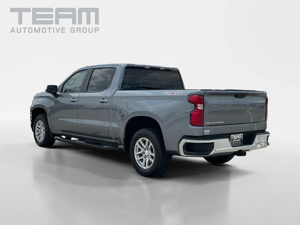 Used 2020 SATIN STEEL METALLIC Chevrolet LT image 5