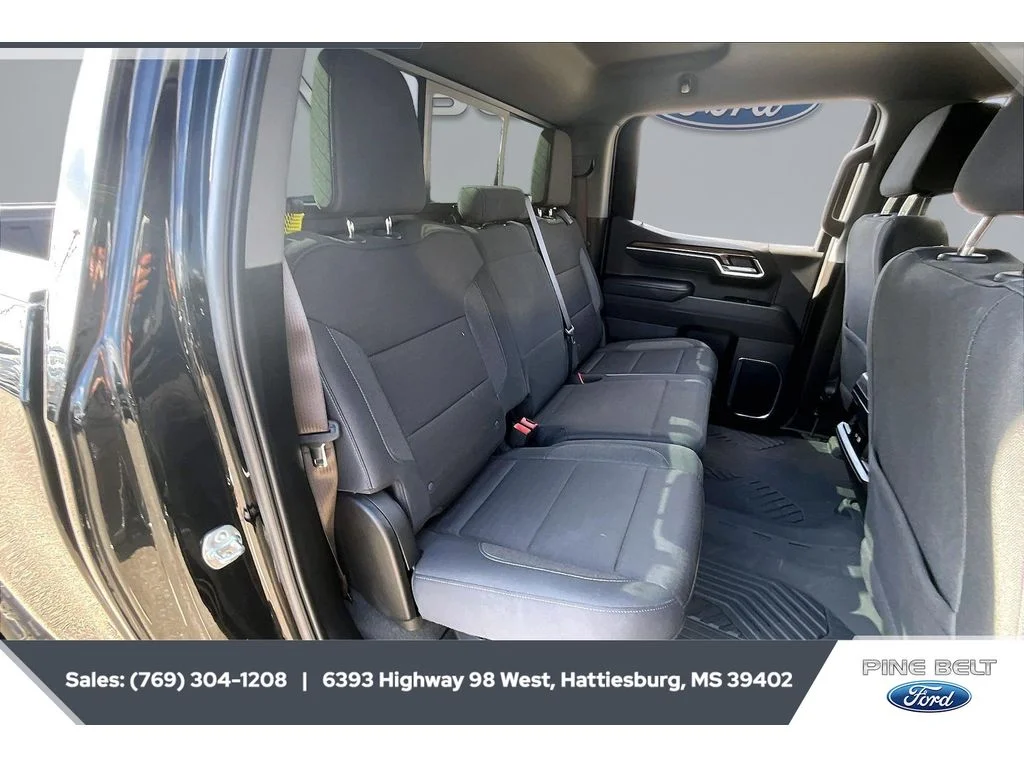 Used 2025 Black Chevrolet RST image 21