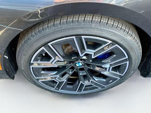 New 2027 Gray BMW 550e xDrive image 24