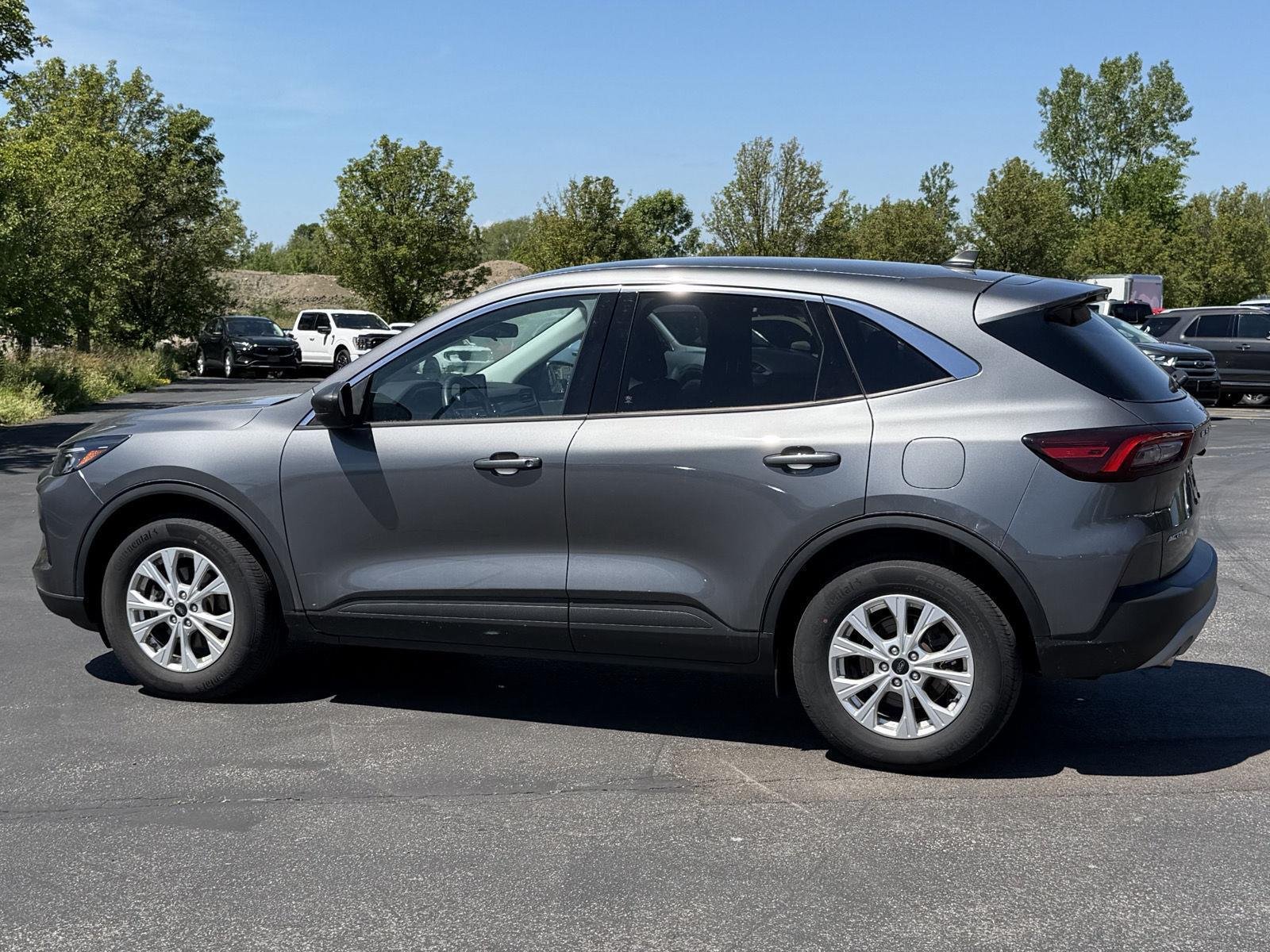 Used 2023 Carbonized Gray Ford Active image 5