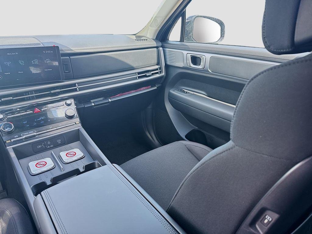 New 2026 Phantom Black Hyundai SE image 16