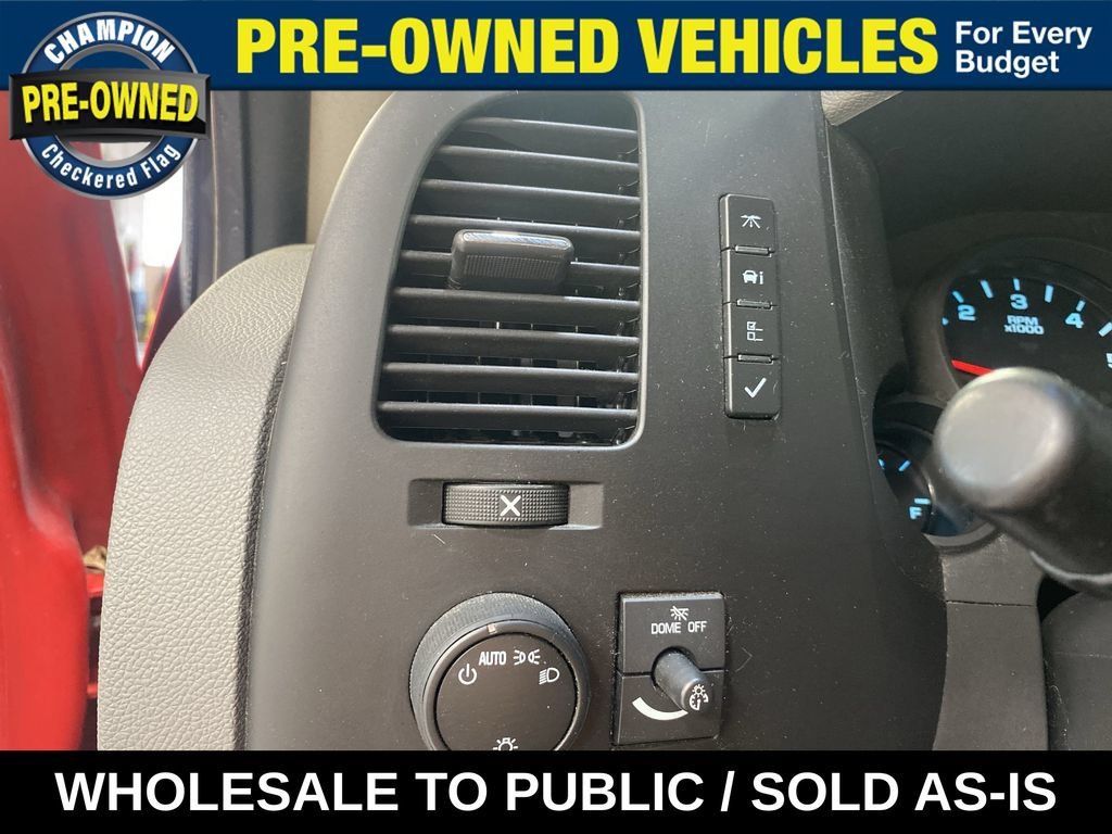 Used 2012 VICTORY RED Chevrolet Work Truck image 17