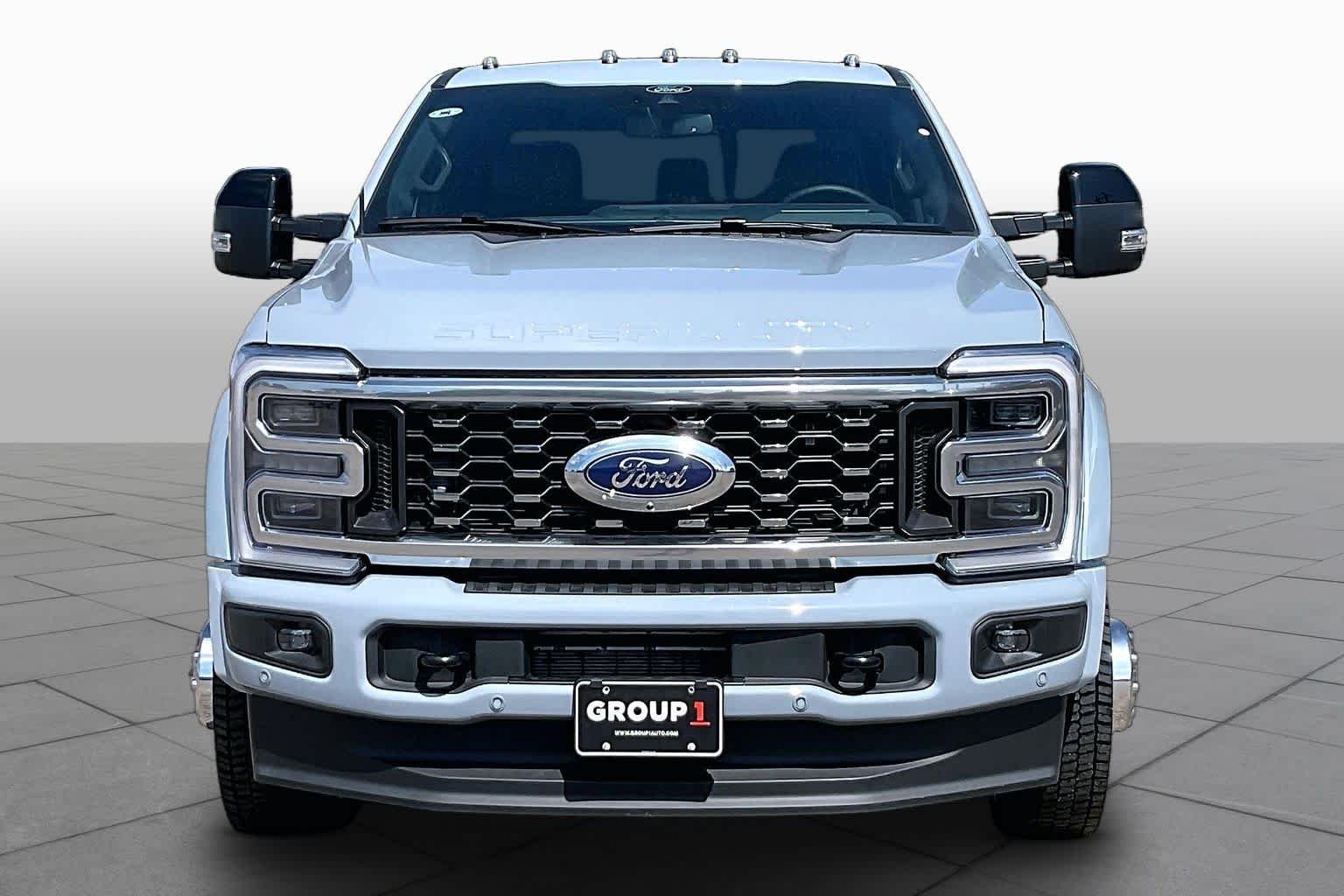 New 2026 Glacier Gray Metallic Tri-Coat Ford F-450® Platinum® image 3