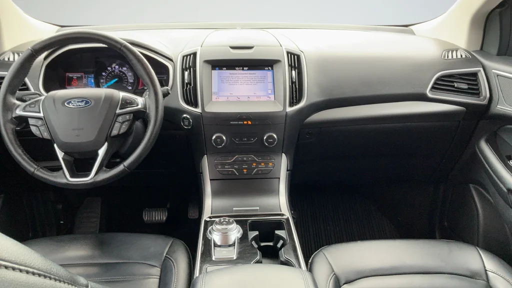 Used 2019 White Ford SEL image 7