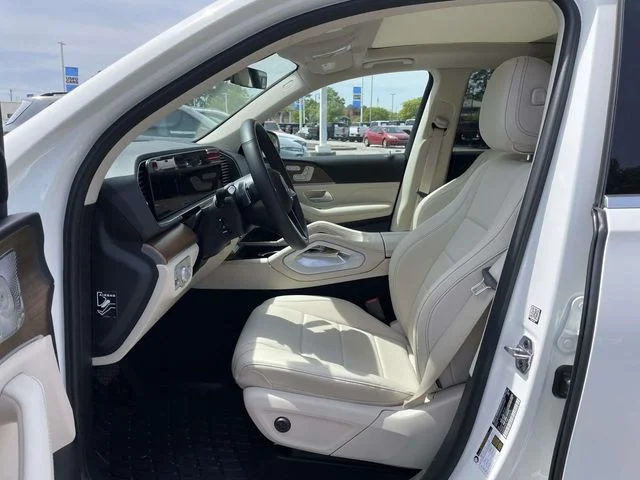Used 2024 White Mercedes-Benz GLE 450 image 14