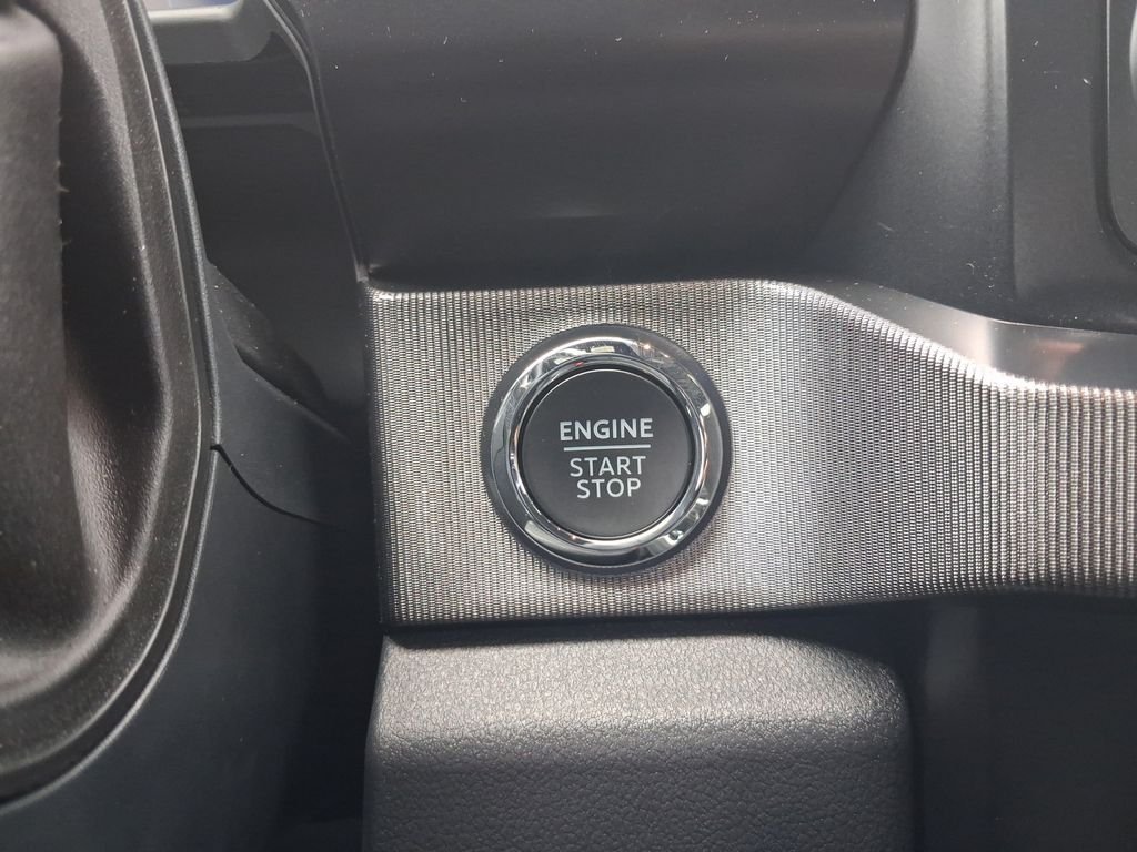 New 2026 White Ford Platinum image 18