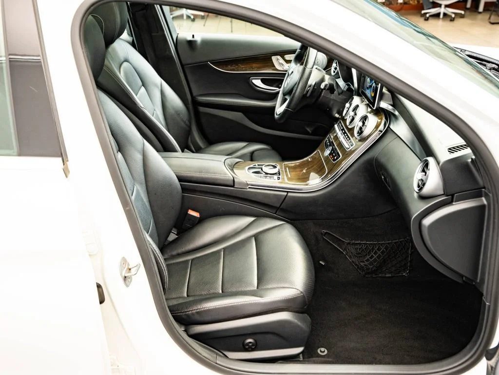 Used 2018 White Mercedes-Benz C 300 image 25