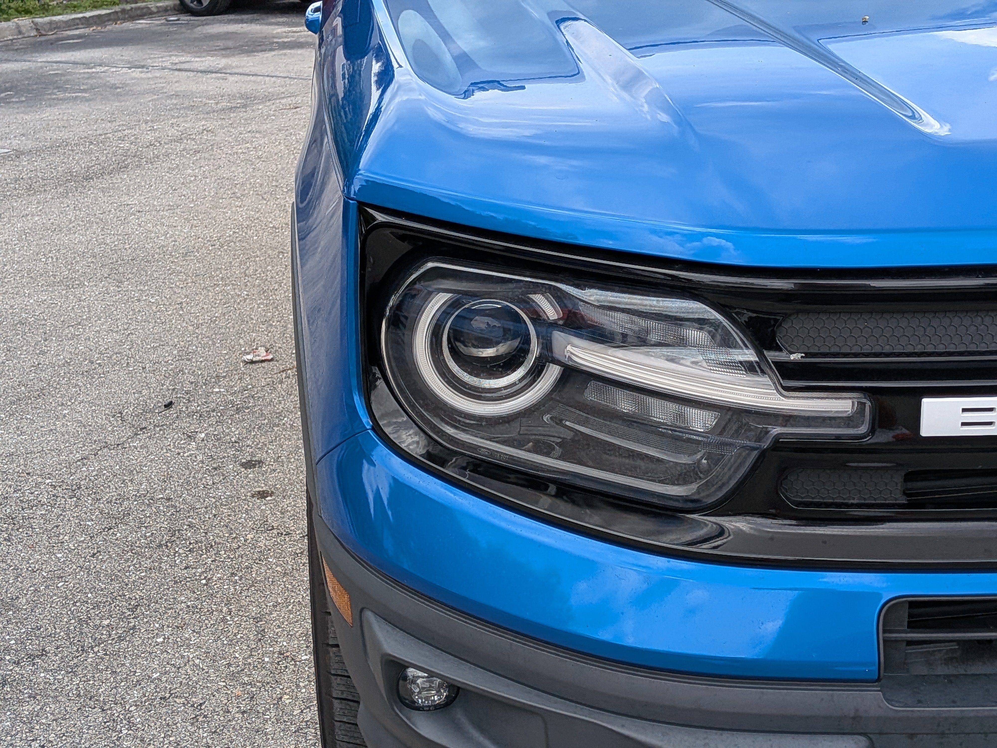 Used 2022 Velocity Blue Metallic Ford Outer Banks image 10