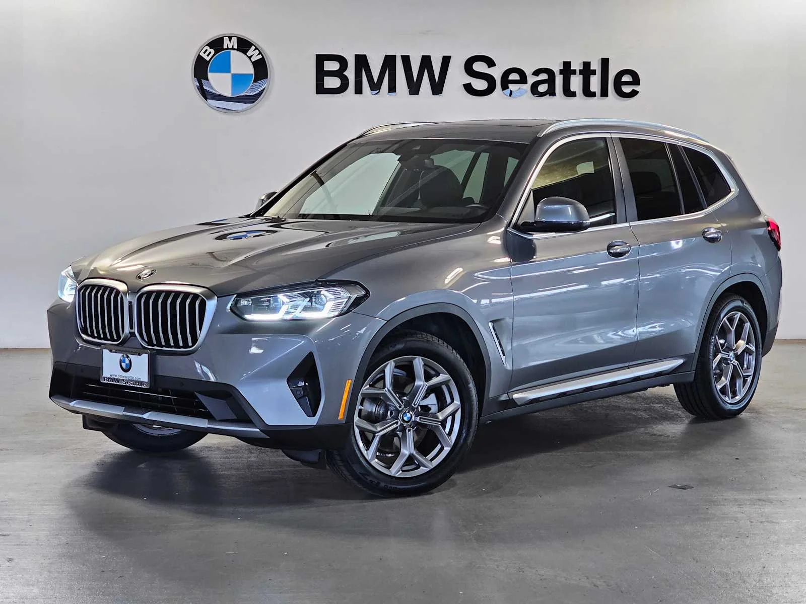 2023 BMW X3 30i