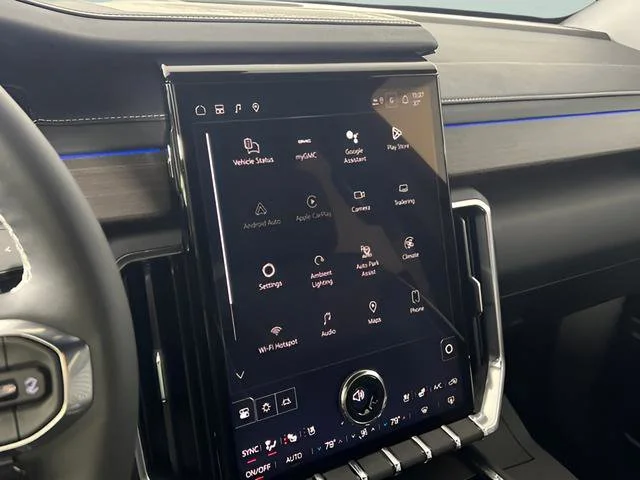 2026 GMC Acadia Denali - Photo 20
