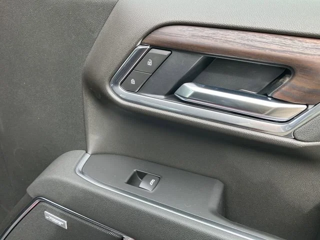 2026 GMC Sierra 1500 SLT - Photo 25