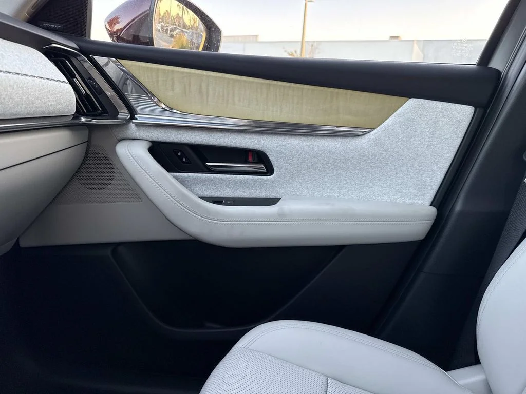 2026 Mazda CX-90 Premium Plus Package - Photo 27