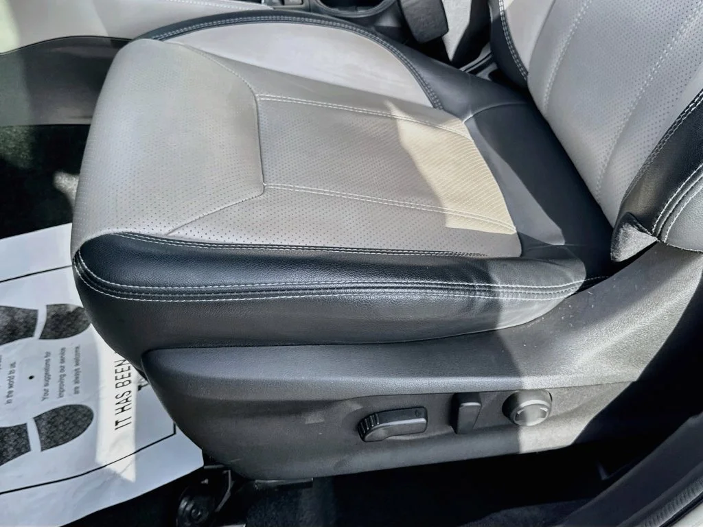 Used 2020 White Subaru Limited image 24