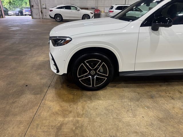 Certified Used 2023 Polar White Mercedes-Benz GLC 300 image 3