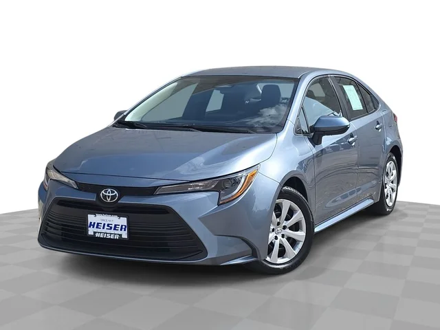 2025 Toyota Corolla LE