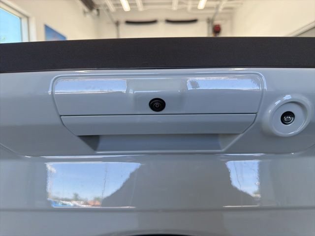 New 2026 Avalanche Ford XLT image 12