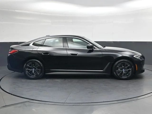 Used 2023 Black BMW eDrive35 image 3