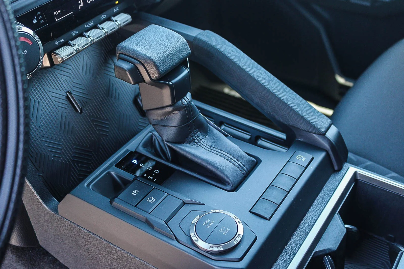 2026 Toyota Tacoma SR5 - Photo 21