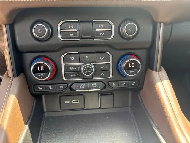 Used 2021 White Chevrolet High Country image 12