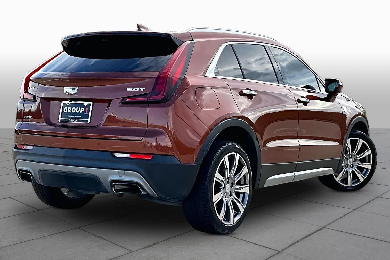 Used 2019 Autumn Metallic Cadillac FWD Premium Luxury image 13