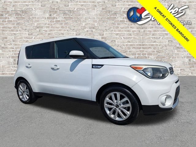 Used 2018 White Kia Plus image 1