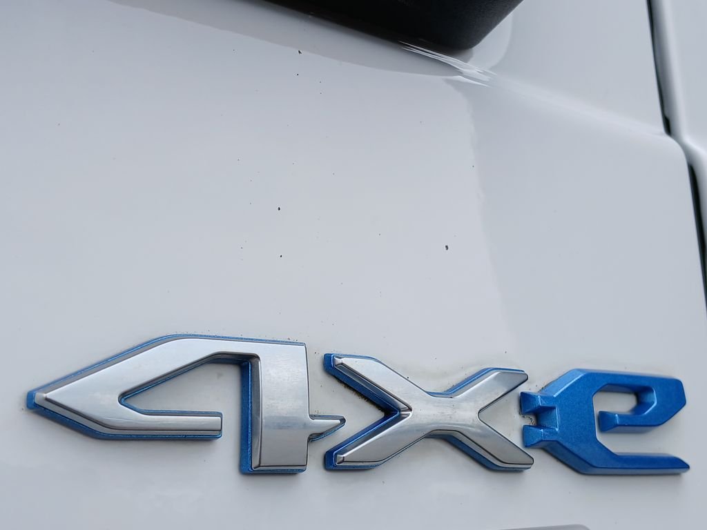 Used 2023 White Jeep Sahara 4xe image 21