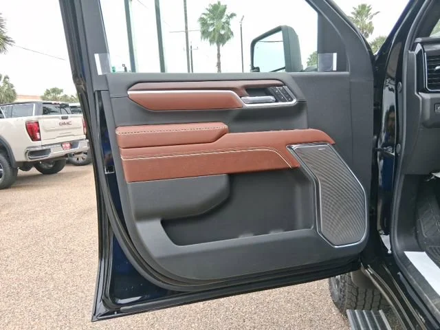 2026 GMC Sierra 2500HD Denali Ultimate - Photo 12