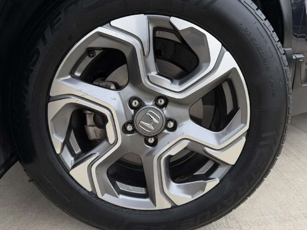 Used 2019  Honda EX-L image 9