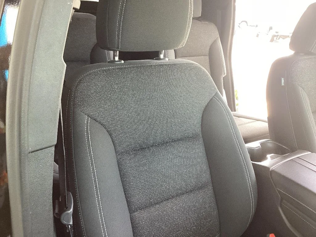 Used 2024 Mosaic Black Metallic Chevrolet FWD LT image 18
