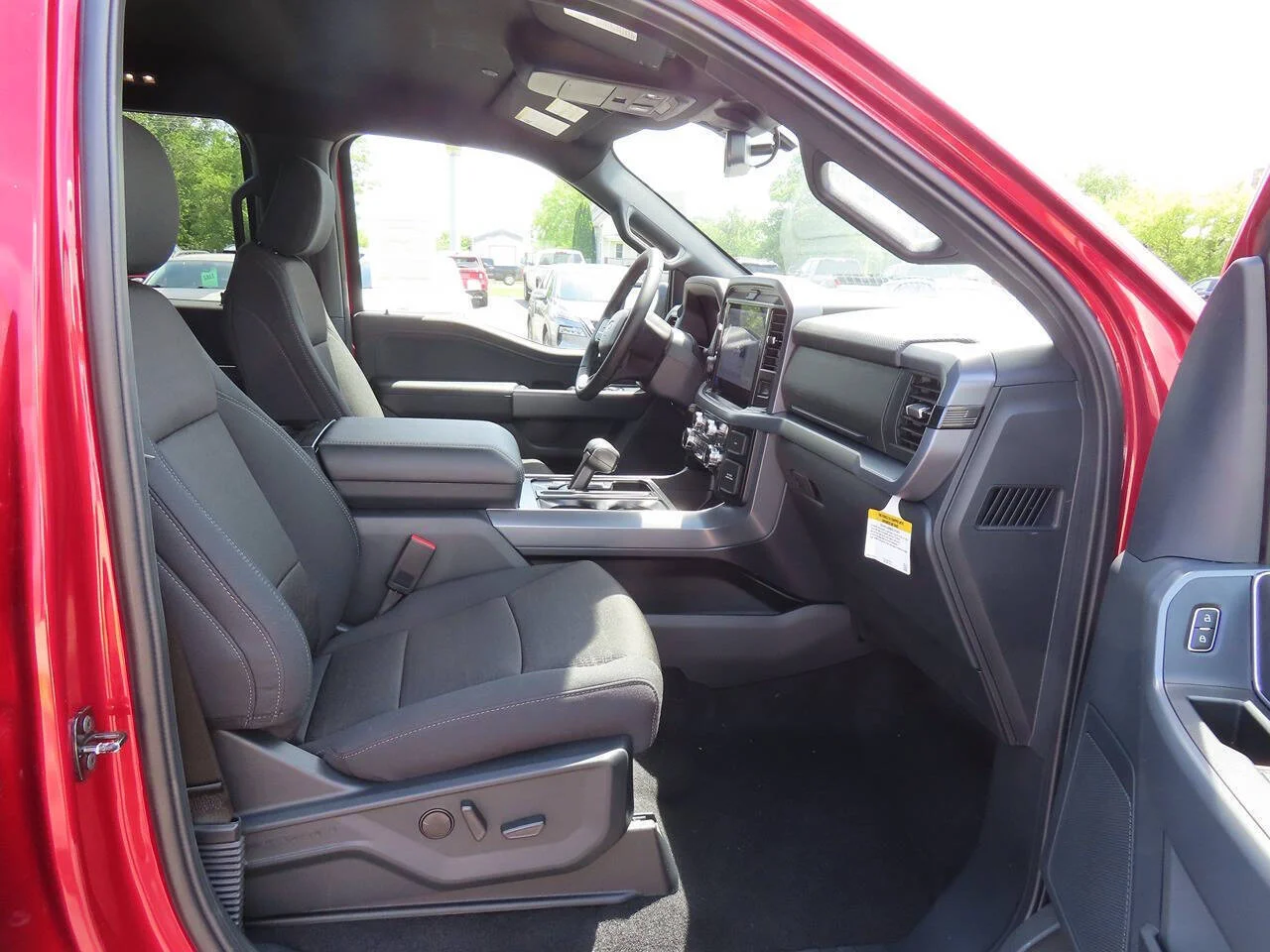 New 2026 Ruby Red Metallic Tinted Clearcoat Ford XLT 4x4 4dr SuperCrew 5.5 ft. SB image 7
