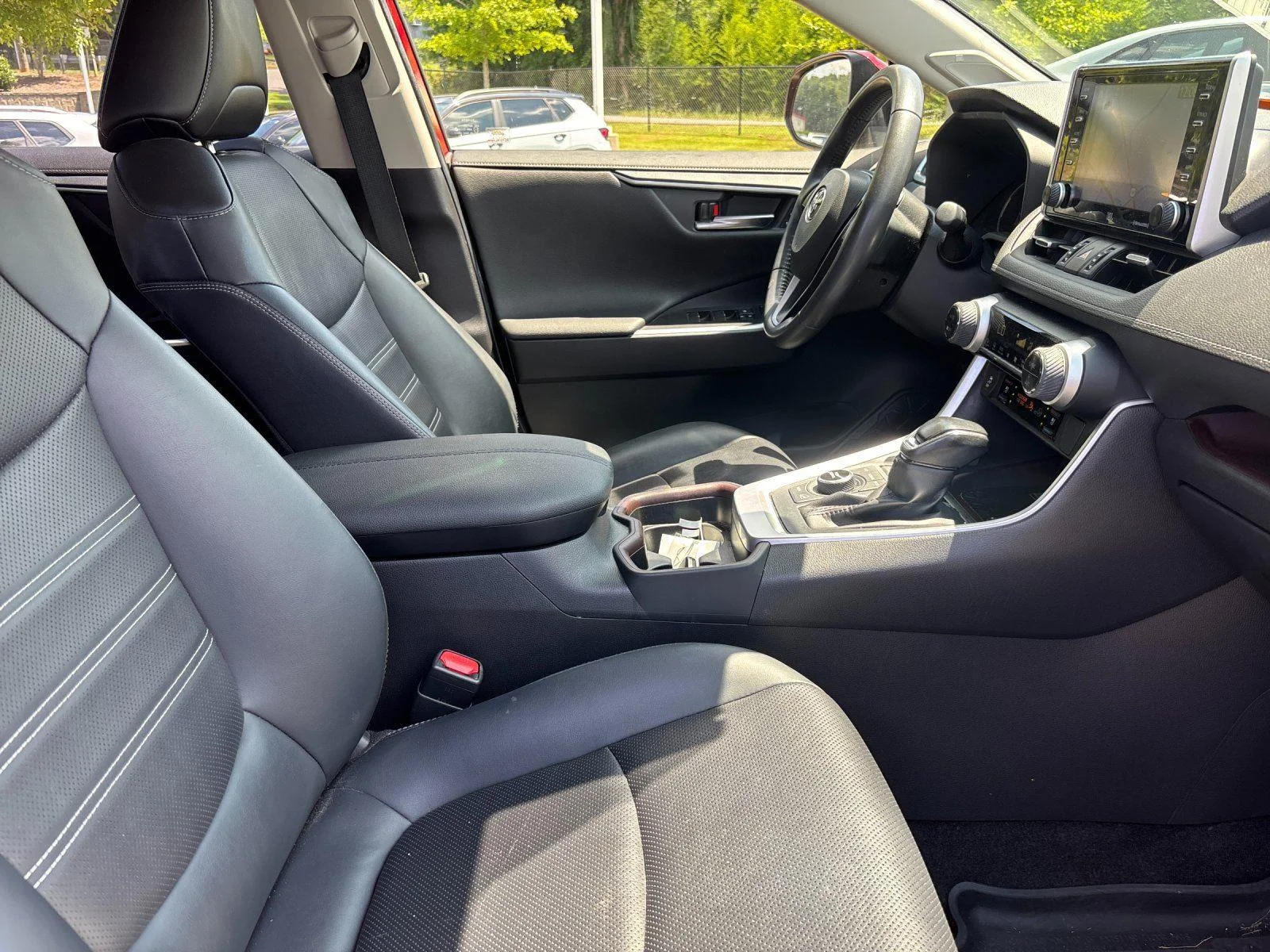 Used 2020 Ruby Flare Pearl Toyota Limited image 38
