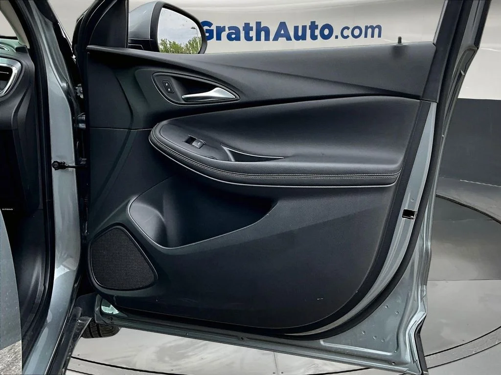 Used 2025 Gray Buick Preferred image 28