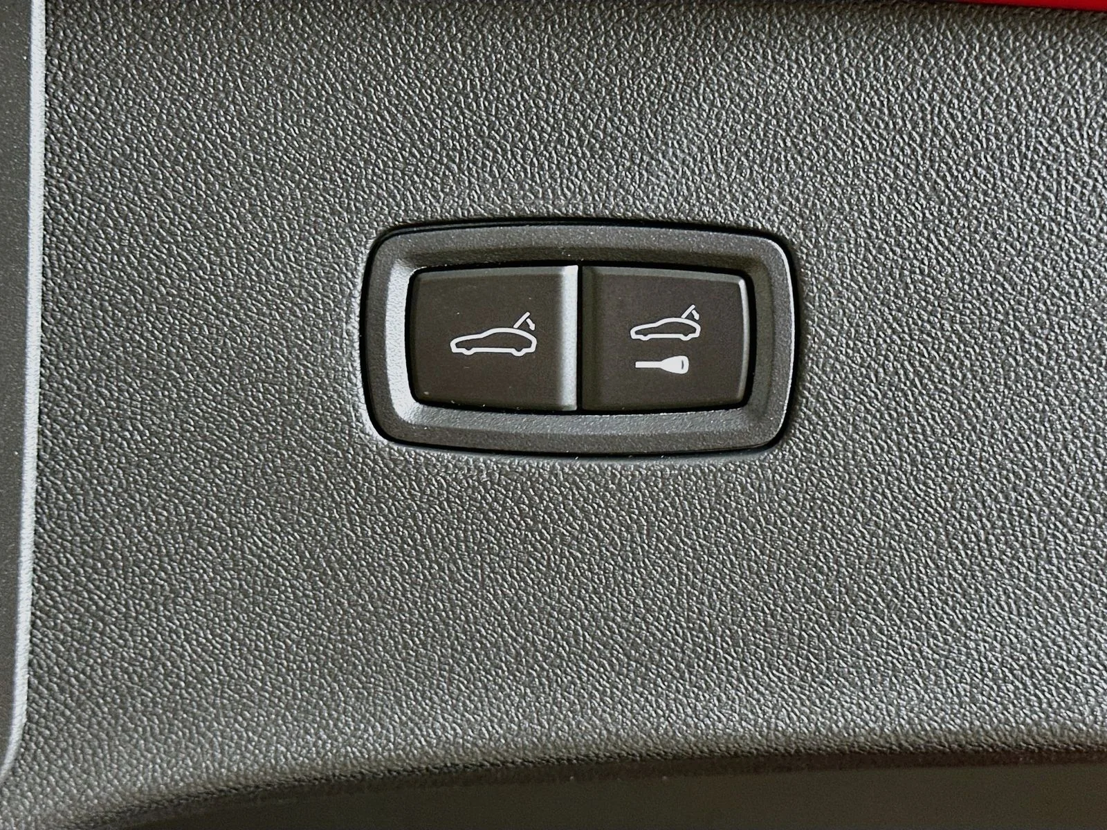 Used 2026  Porsche  image 39
