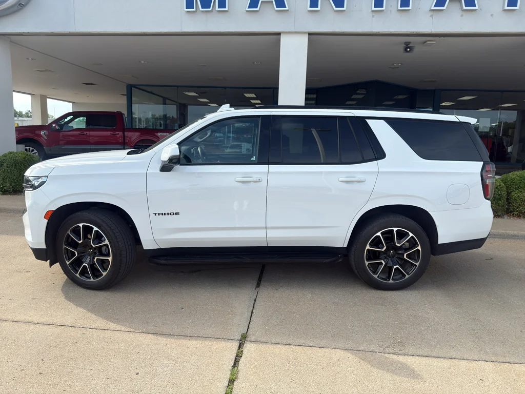Used 2023 Summit White Chevrolet RST image 9