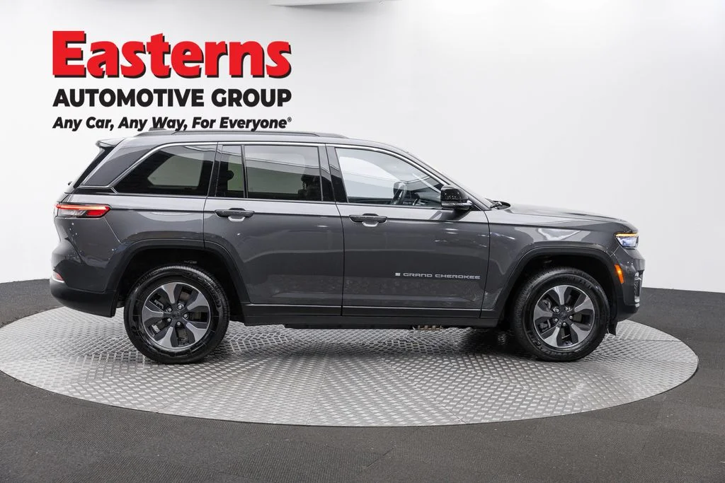 Used 2024 Gray Jeep 4xe image 4