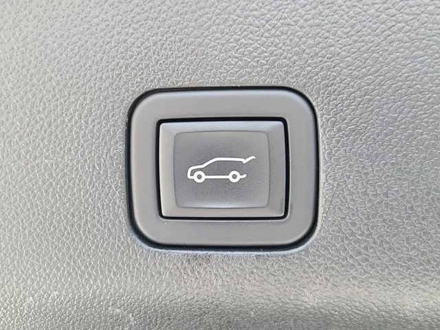Used 2024 Black Chevrolet LT image 6