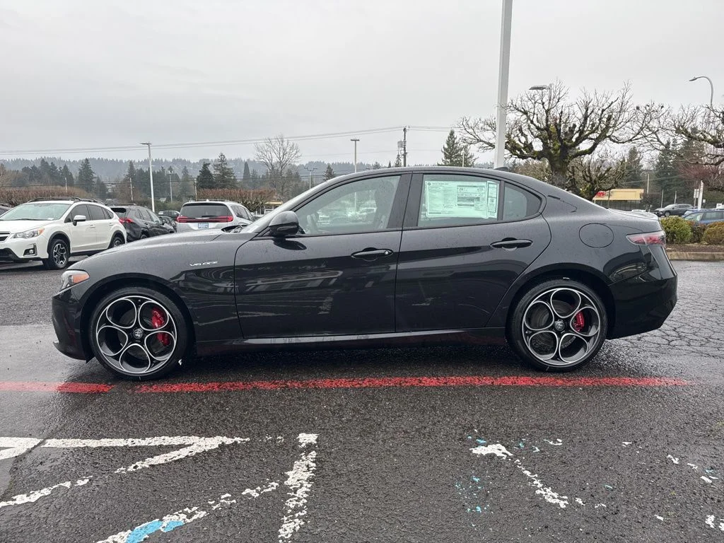 New 2026 Black Alfa Romeo Base image 4