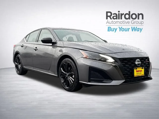 2023 Nissan Altima 2.5 SR's photo