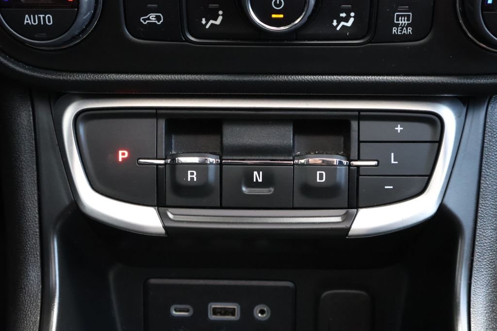 2023 GMC Terrain SLE - Photo 21