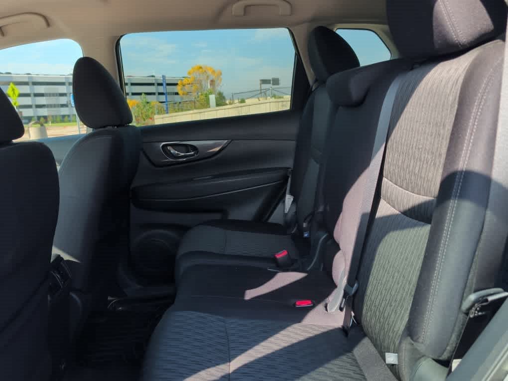 Used 2020 Gun Metallic Nissan SV image 11